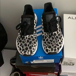 Adidas rum swift shoe